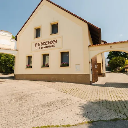 Penzion Sezemice בית הארחה Sezemice